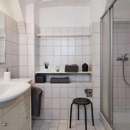 Himmelberg 80m2 In Der Altstadt Und Toll Fuer Familien Daire *